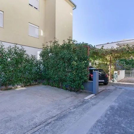 Apartment Marijo Omis